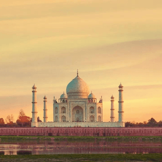 Taj Mahal Sunrise Luxury Tour